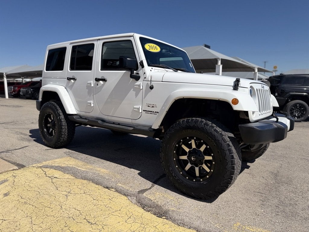 2016 Jeep Wrangler Unlimited Sahara