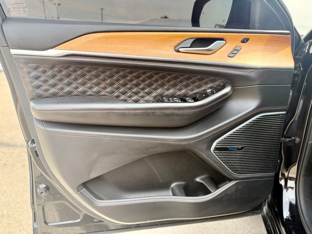 2021 Jeep Grand Cherokee L Summit Reserve