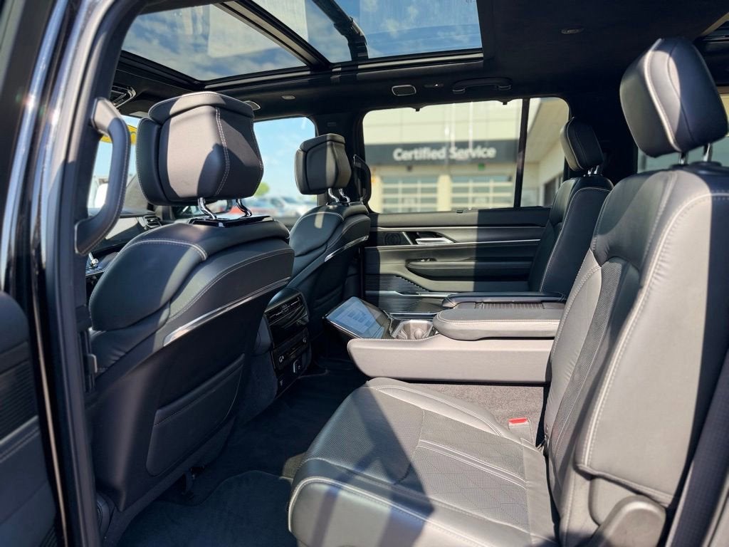 2024 Jeep Grand Wagoneer L Series II