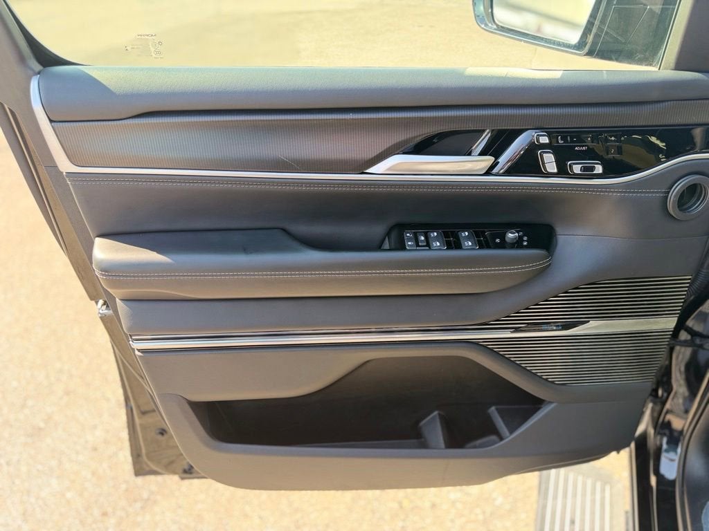 2024 Jeep Grand Wagoneer L Series II