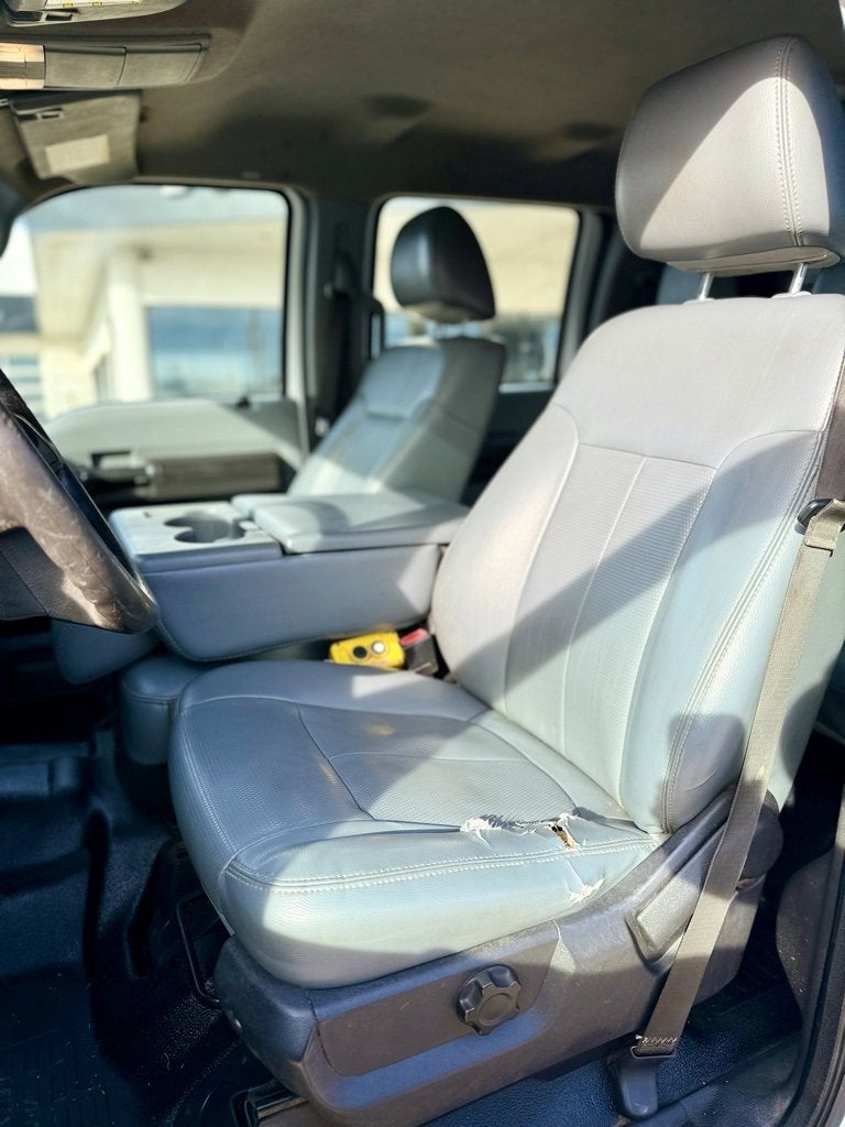 2011 Ford Super Duty F-550 DRW XL