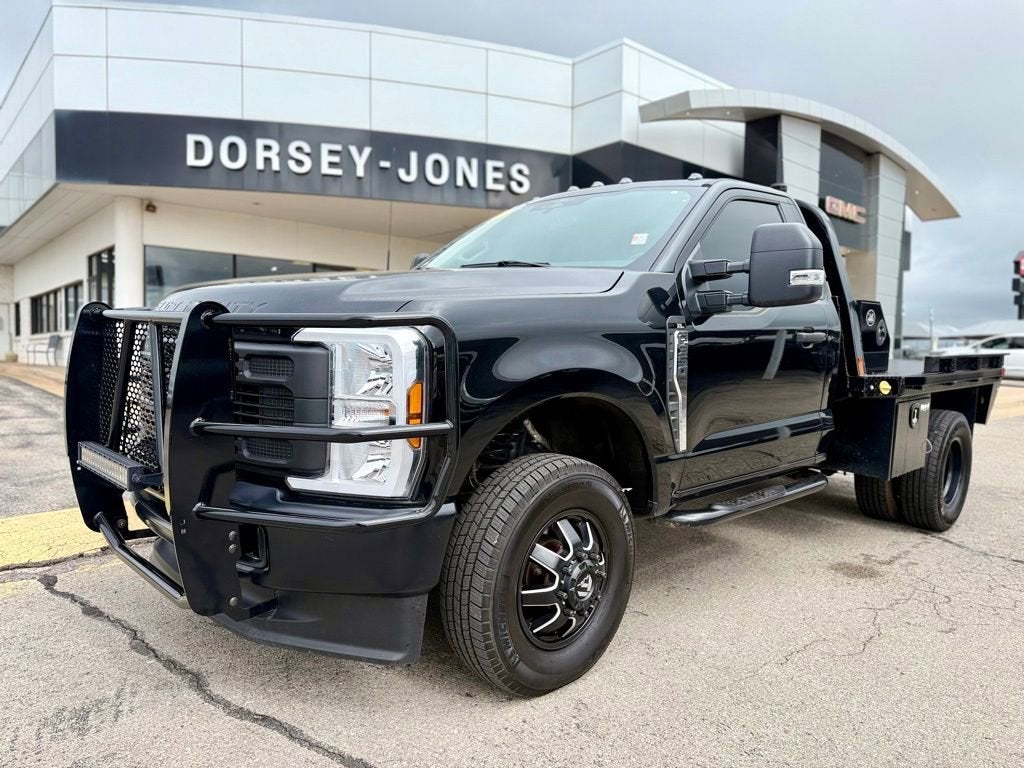 2024 Ford F-350 XL 4x4 Regular Cab 8' Box DRW's photo