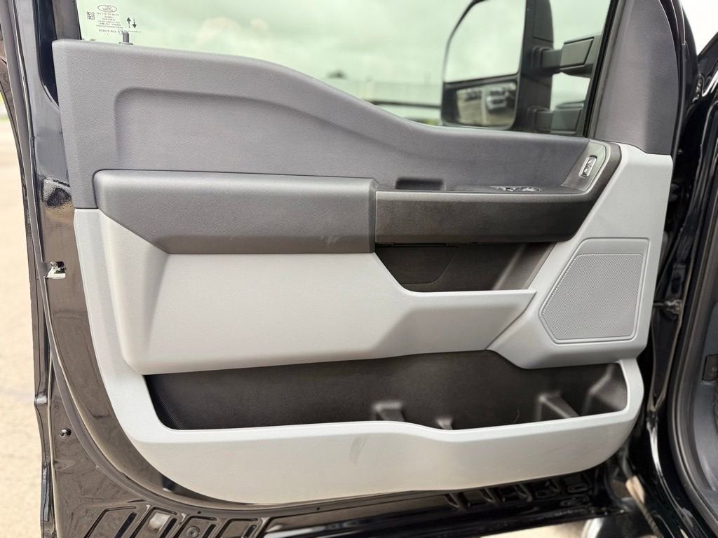 2024 Ford Super Duty F-350 DRW XL
