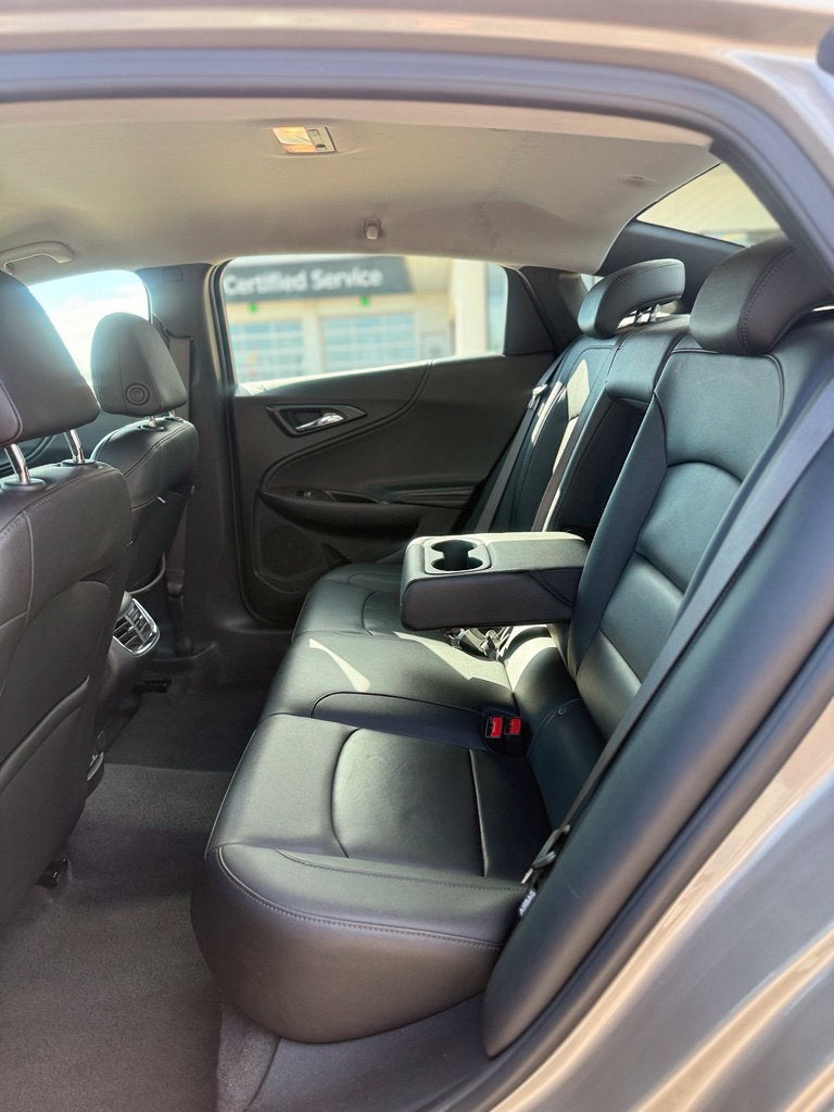2024 Chevrolet Malibu 2LT
