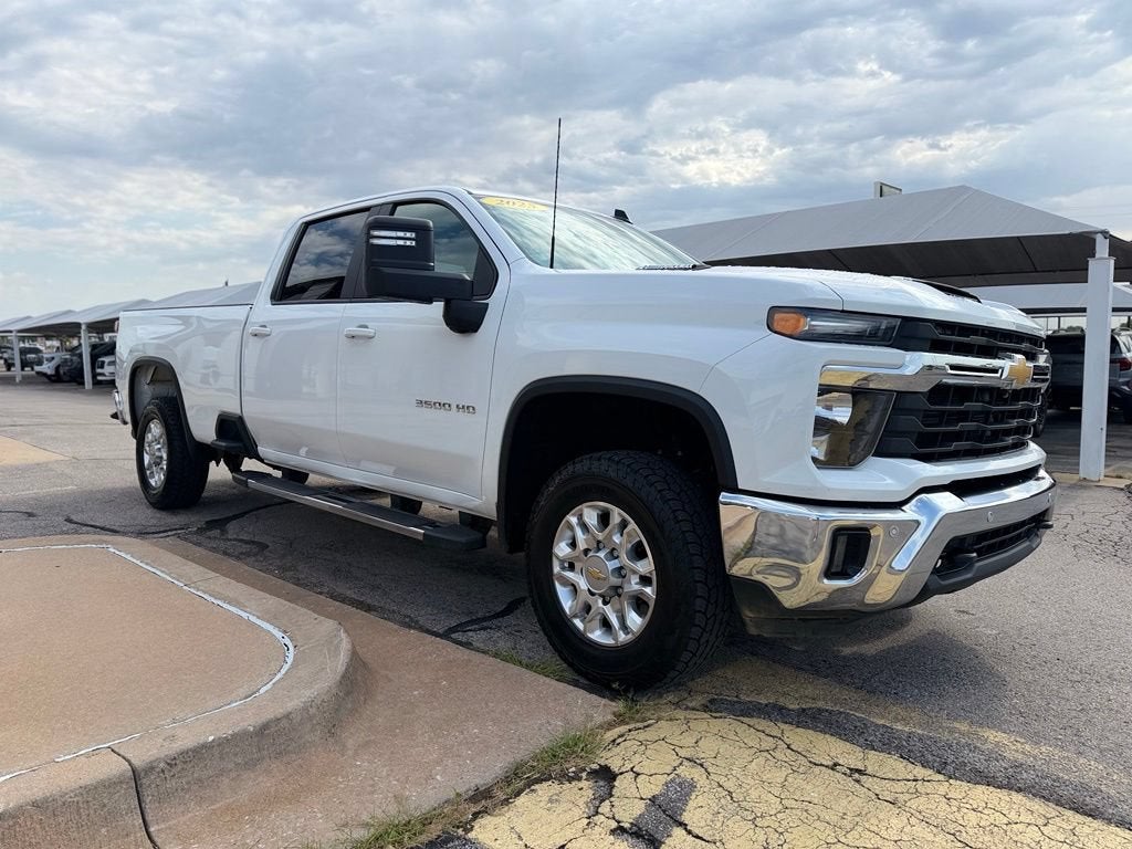2025 Chevrolet Silverado 3500 HD LT