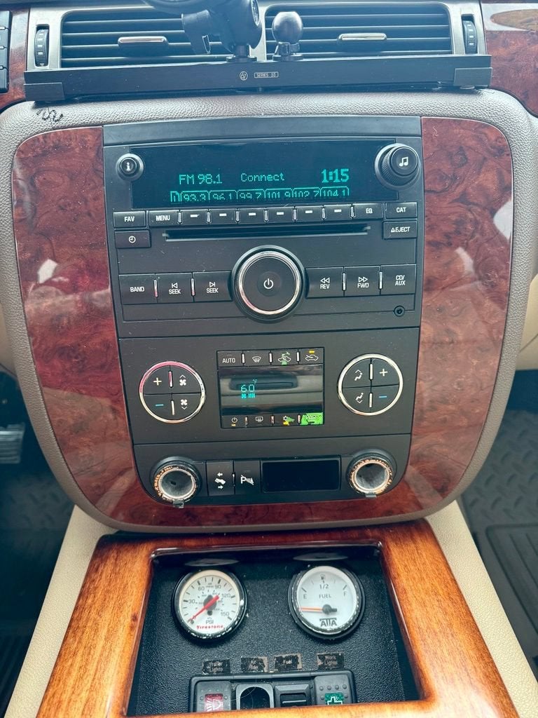 2010 Chevrolet Silverado 3500 HD DRW LTZ