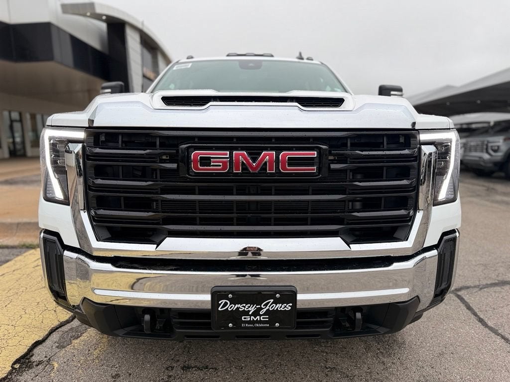 2026 GMC Sierra 3500 HD Chassis Cab Pro