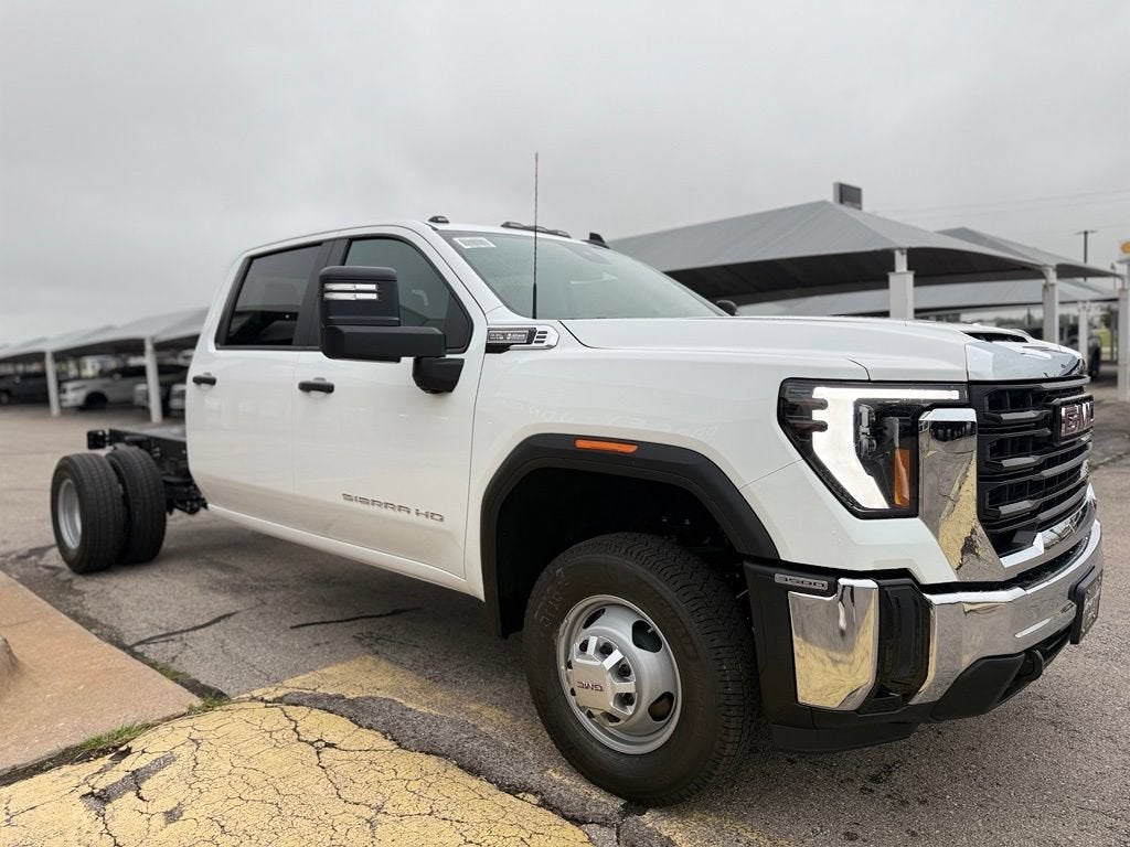 2026 GMC Sierra 3500 HD Chassis Cab Pro