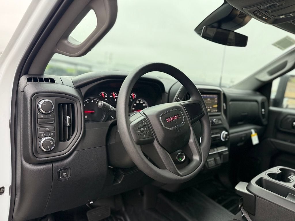 2026 GMC Sierra 3500 HD Chassis Cab Pro