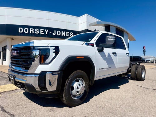 2026 GMC Sierra 3500 HD Chassis Cab Pro