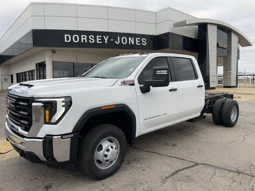 2026 GMC Sierra 3500 HD Chassis Cab Pro