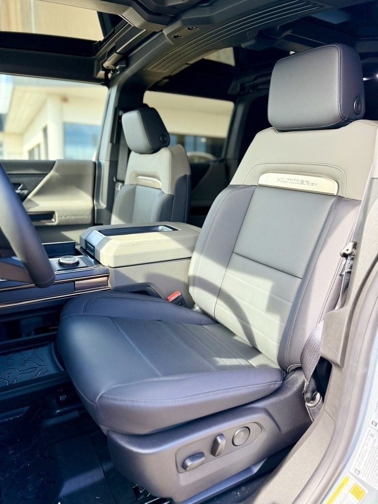 2025 GMC HUMMER EV SUV 2X