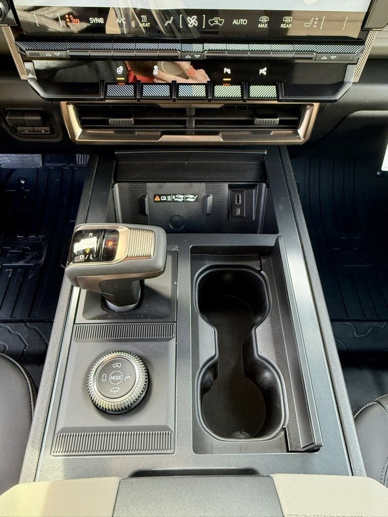 2025 GMC HUMMER EV SUV 2X