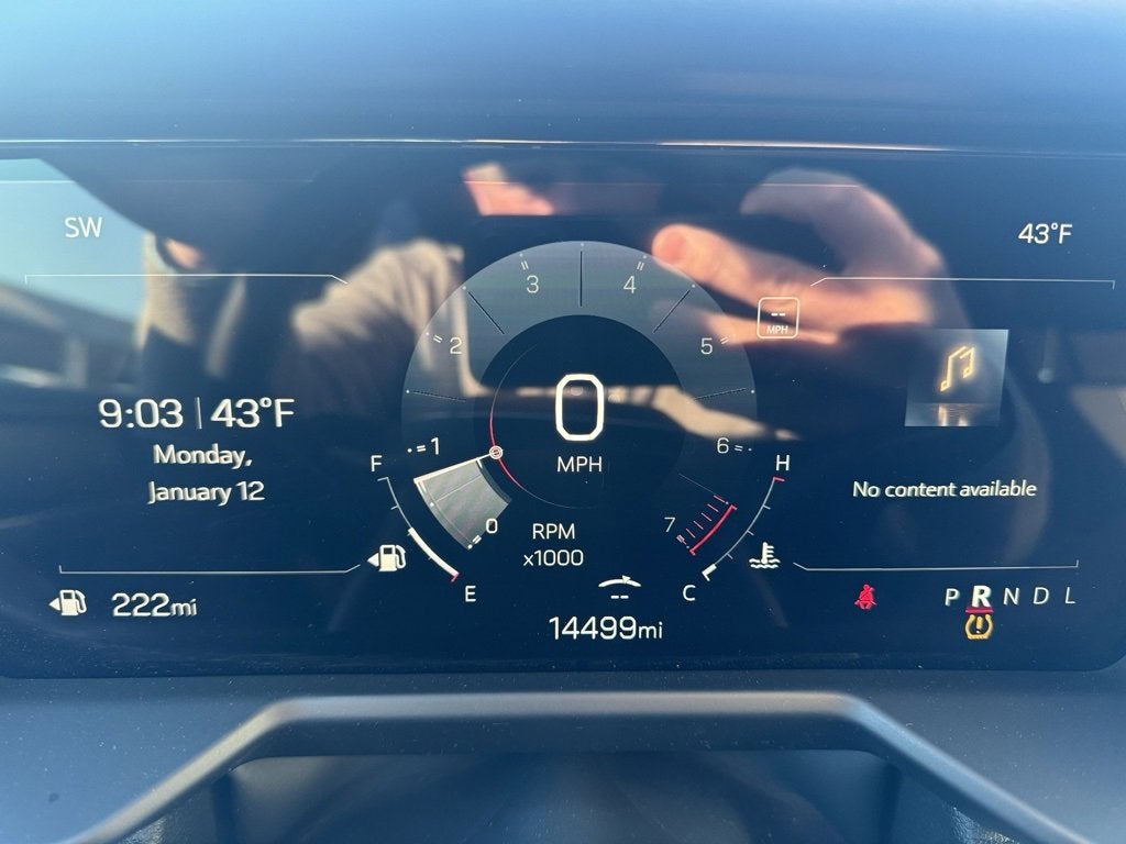 2025 GMC Acadia Elevation