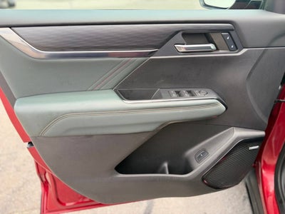 2025 GMC Acadia AT4