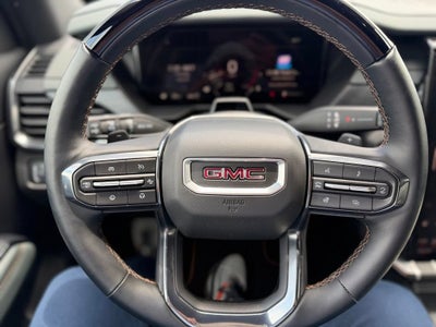 2025 GMC Acadia AT4