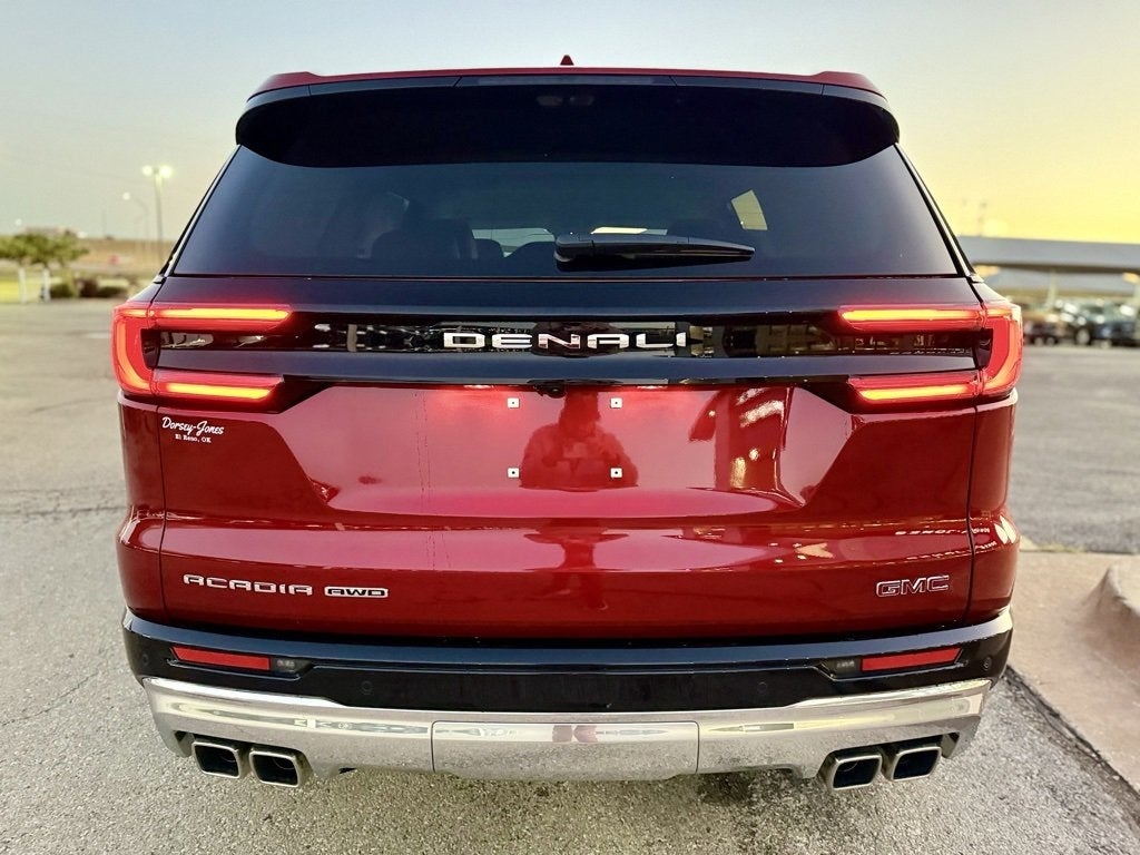 2024 GMC Acadia Denali
