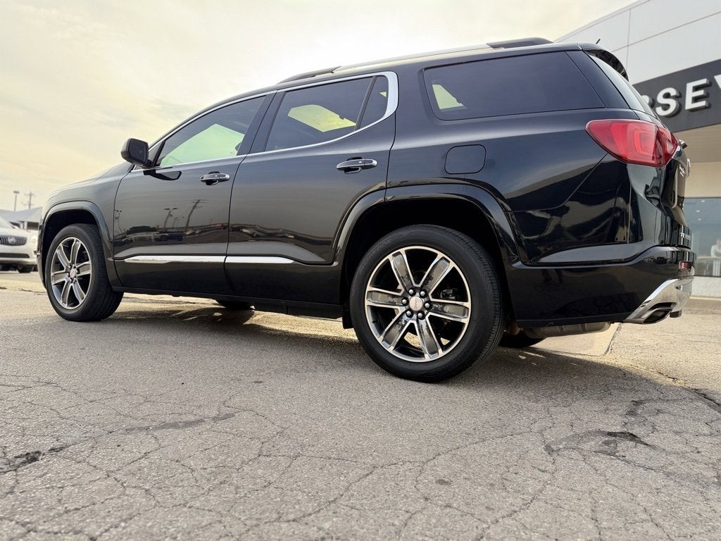 2017 GMC Acadia Denali