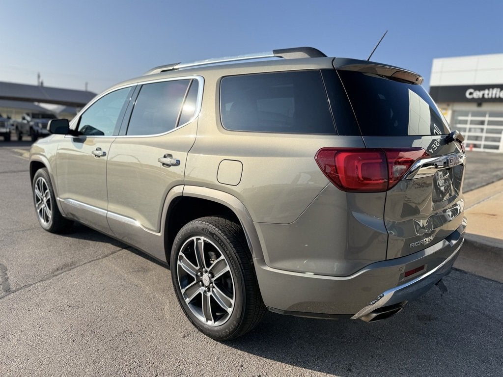 2019 GMC Acadia Denali