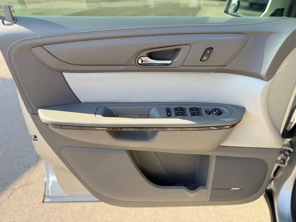 2016 GMC Acadia SLT