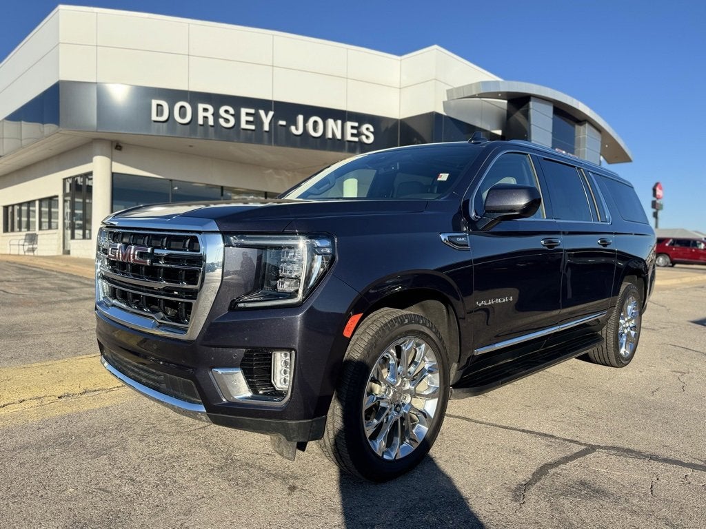 2023 GMC Yukon XL SLT