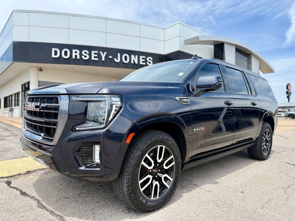 2023 GMC Yukon XL AT4