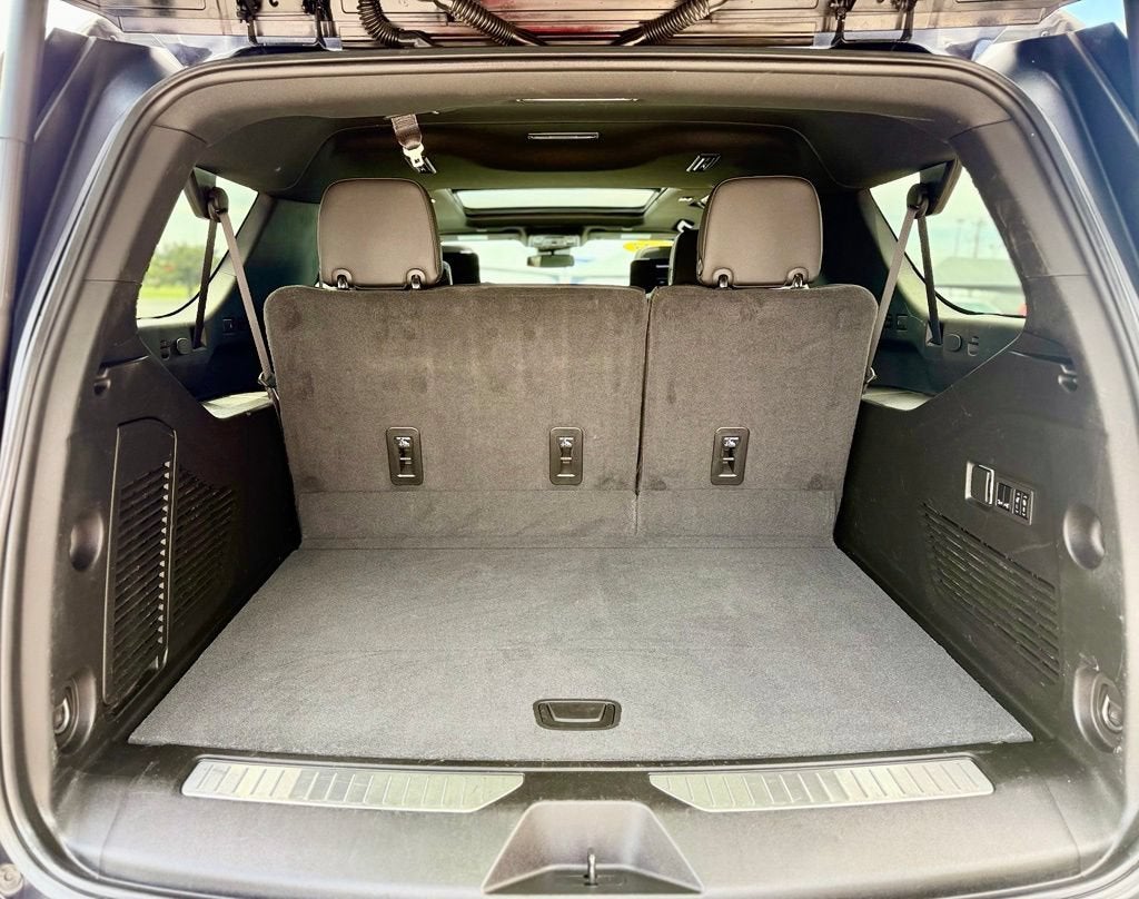 2023 GMC Yukon XL AT4