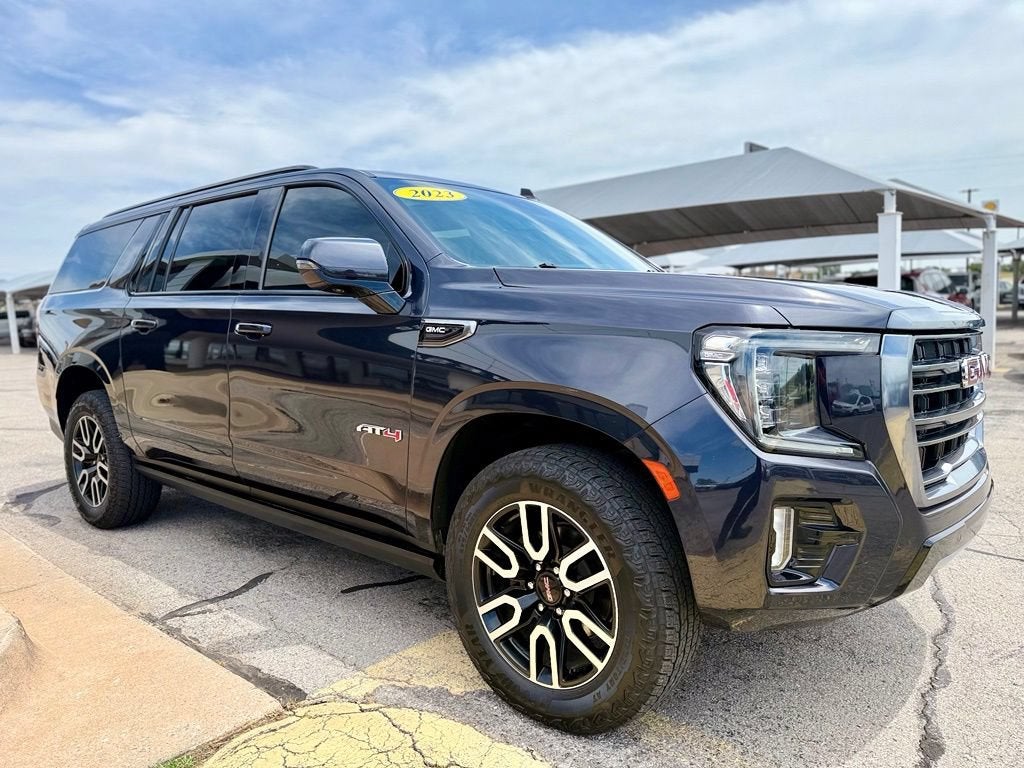 2023 GMC Yukon XL AT4