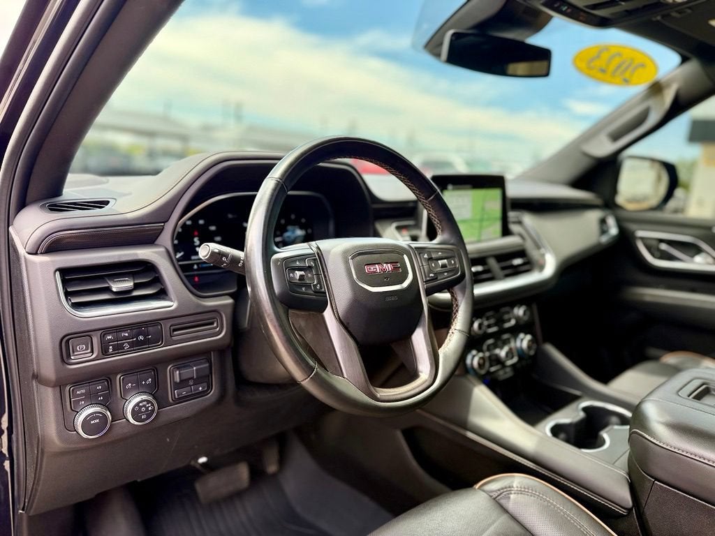 2023 GMC Yukon XL AT4