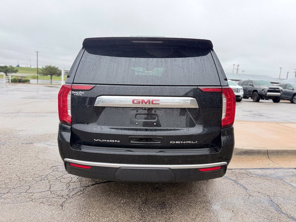 2023 GMC Yukon XL Denali