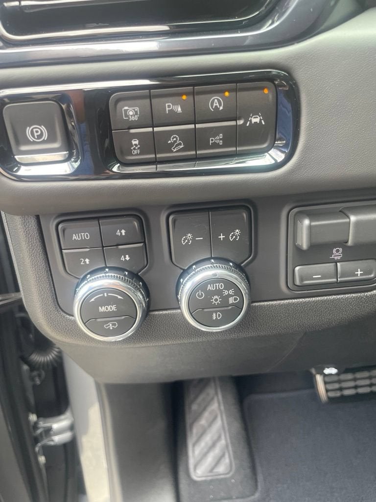 2026 GMC Yukon XL AT4 Ultimate
