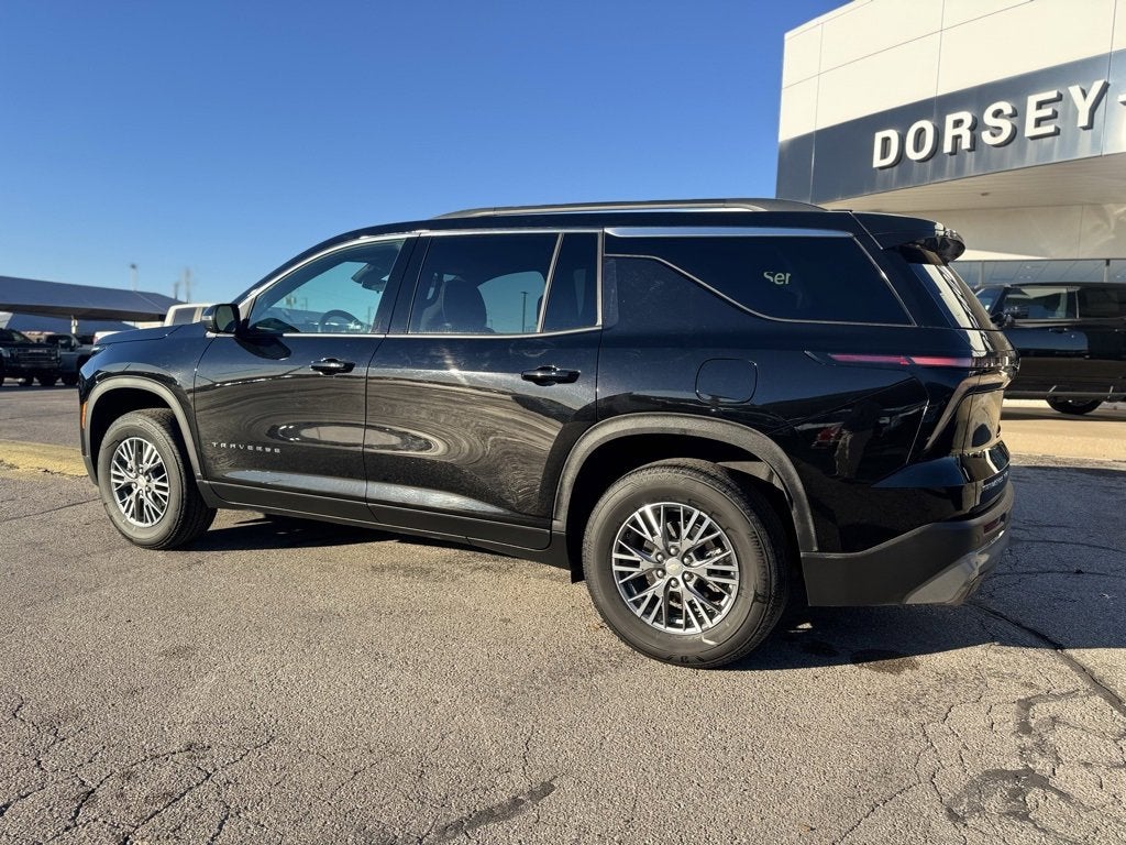 2025 Chevrolet Traverse LT