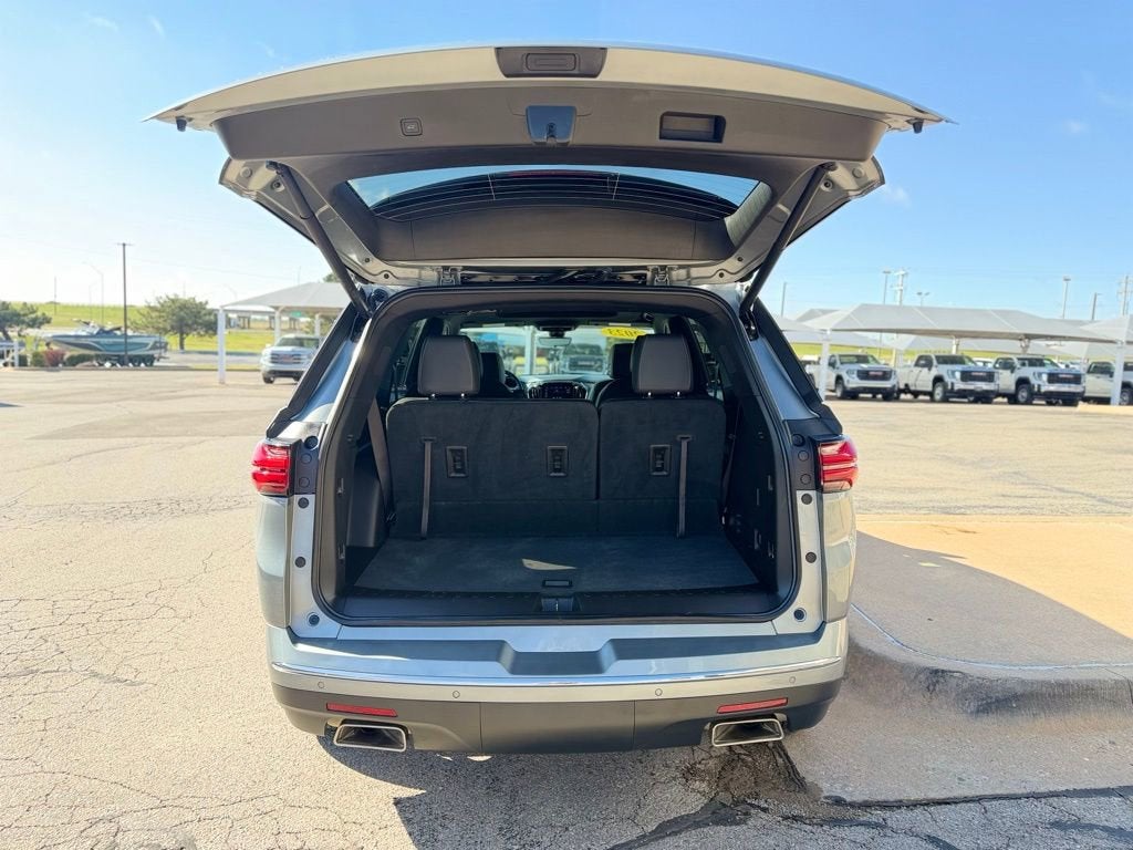 2023 Chevrolet Traverse Premier