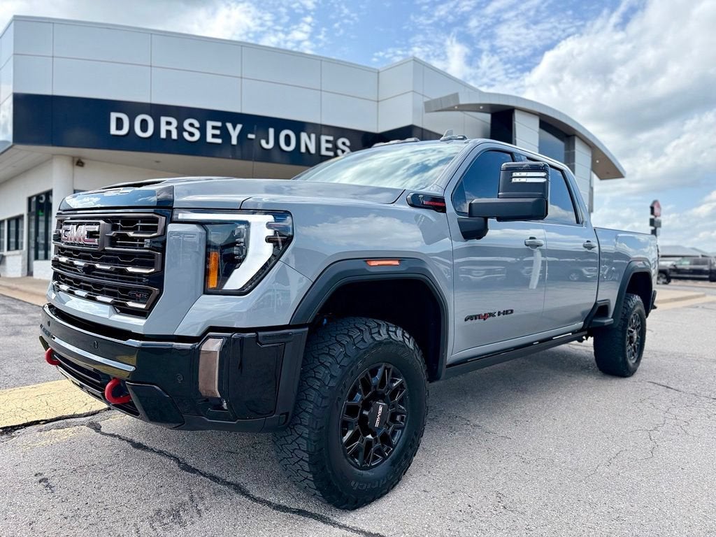 2024 GMC Sierra 4WD Crew Cab Standard Box AT4X's photo