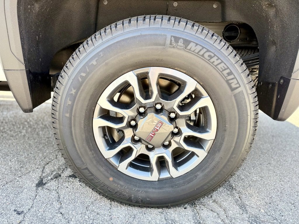 2025 GMC Sierra 2500 HD SLT