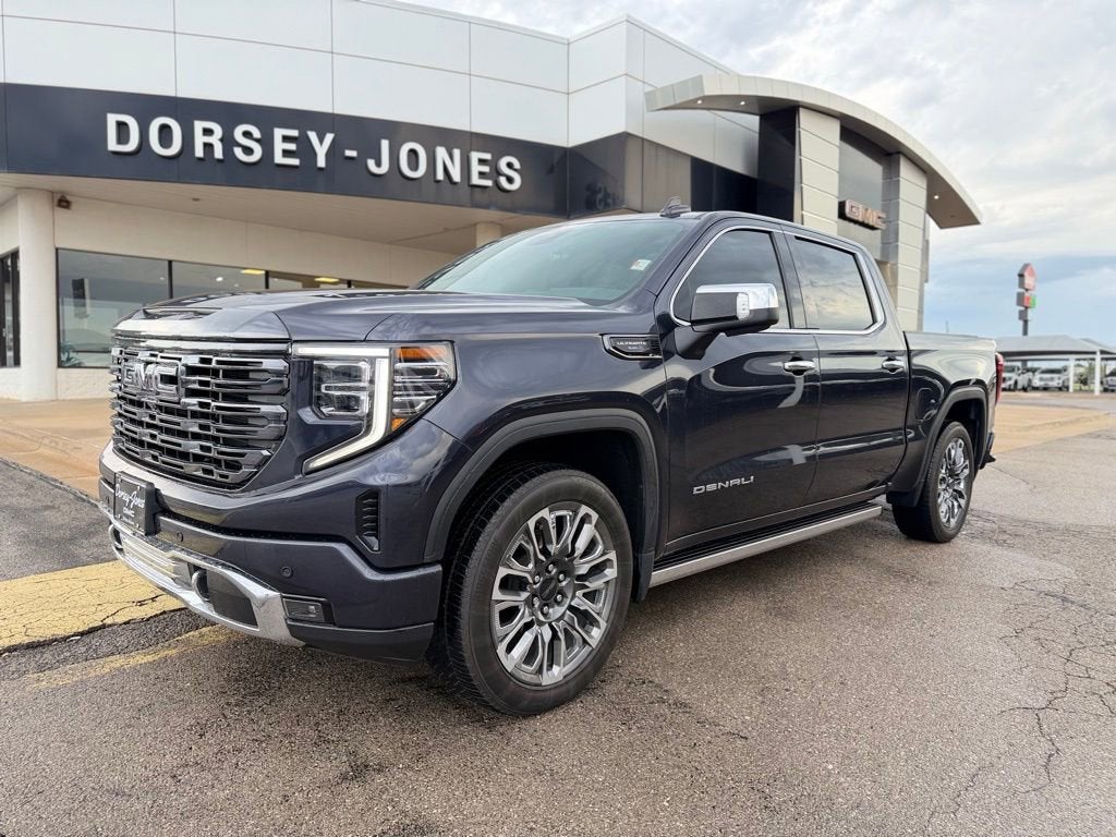2023 GMC Sierra 4WD Crew Cab Short Box Denali Ultimate's photo