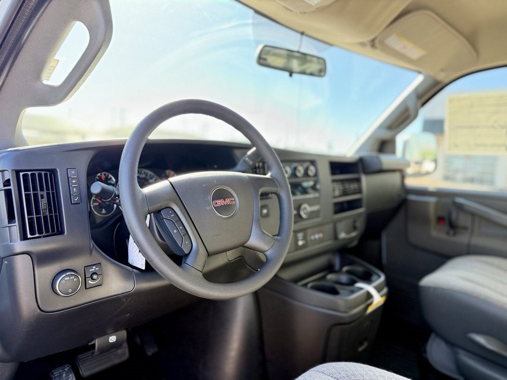 2025 GMC Savana Cargo 2500 Work Van