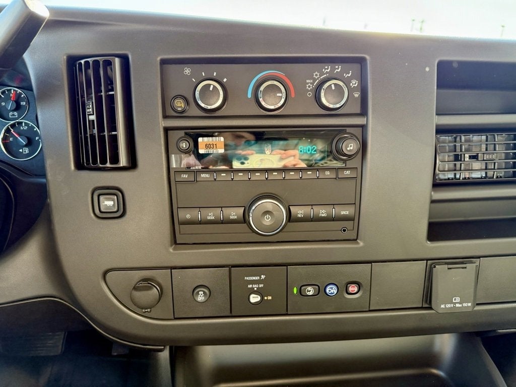 2025 GMC Savana Cargo 2500 Work Van