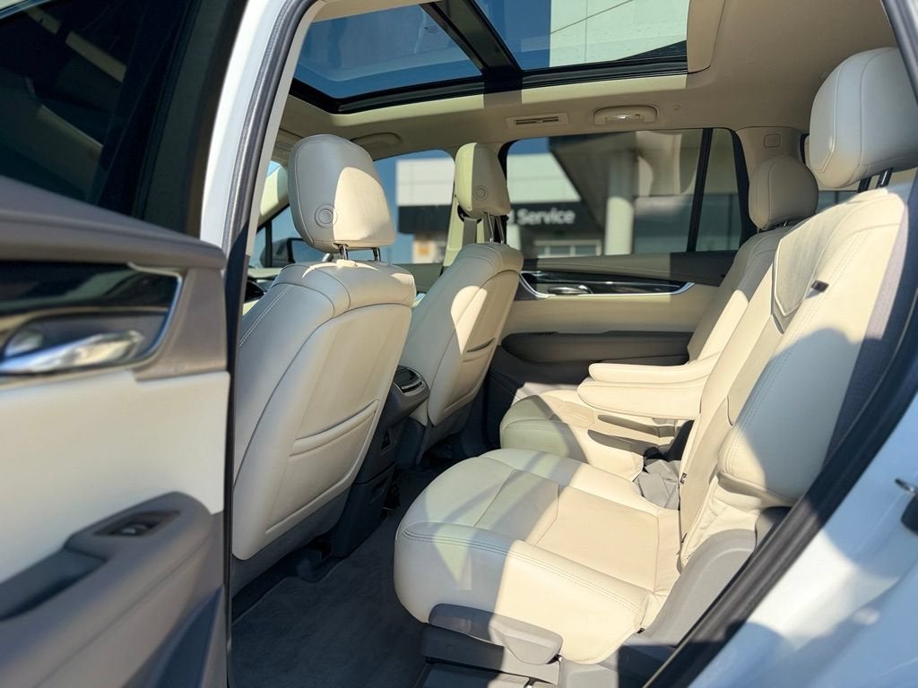 2023 Cadillac XT6 FWD Premium Luxury