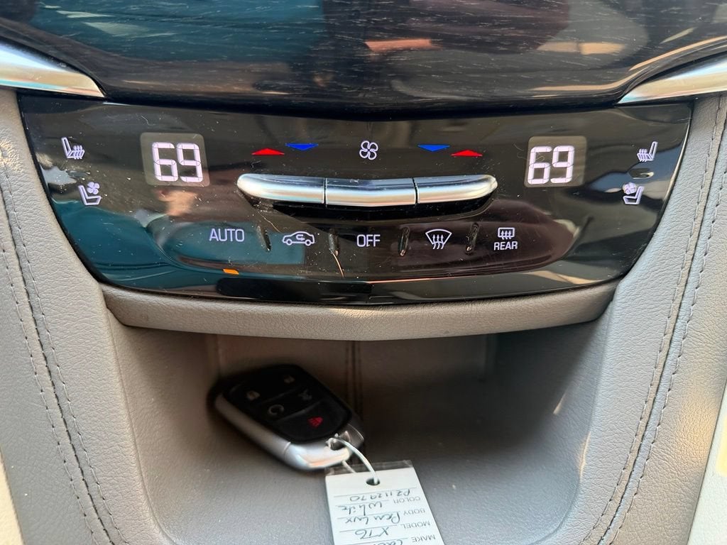 2023 Cadillac XT6 FWD Premium Luxury