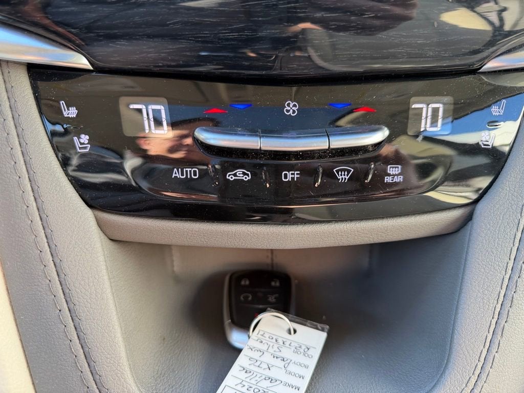 2024 Cadillac XT6 Premium Luxury