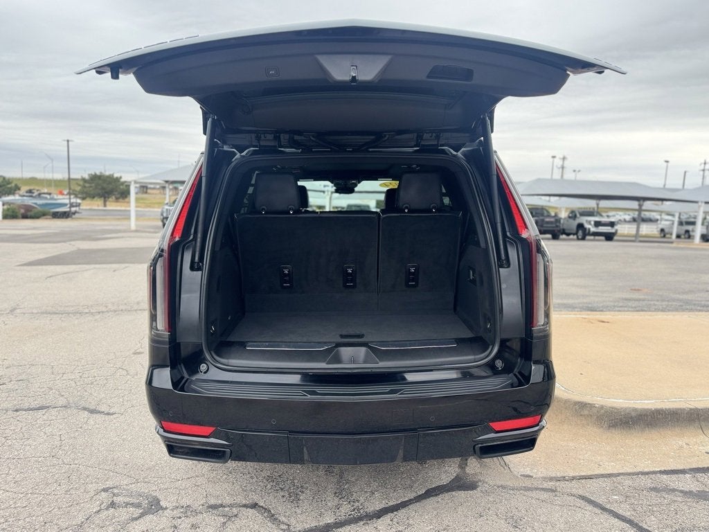 2024 Cadillac Escalade Sport