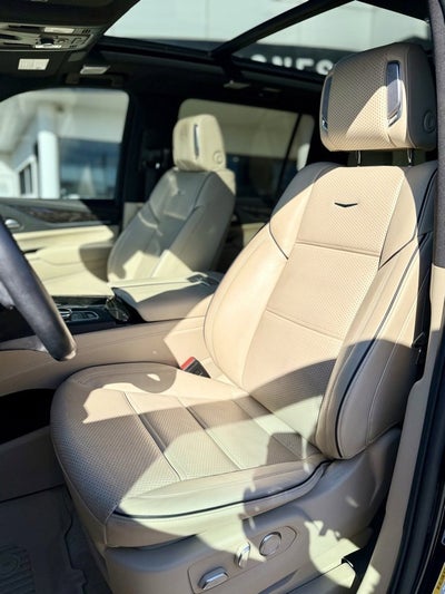 2023 Cadillac Escalade ESV Premium Luxury