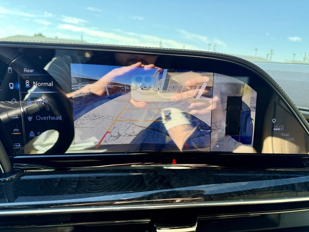 2023 Cadillac Escalade ESV Premium Luxury