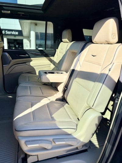 2023 Cadillac Escalade ESV Premium Luxury