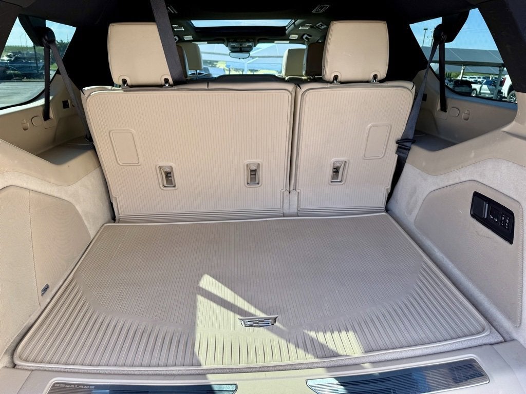 2023 Cadillac Escalade ESV Premium Luxury