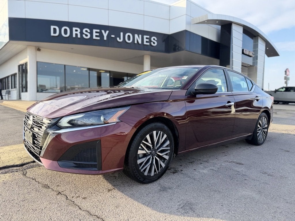 2025 Nissan Altima SV