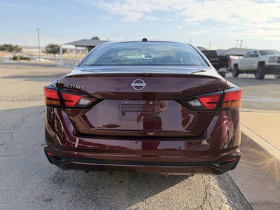 2025 Nissan Altima SV