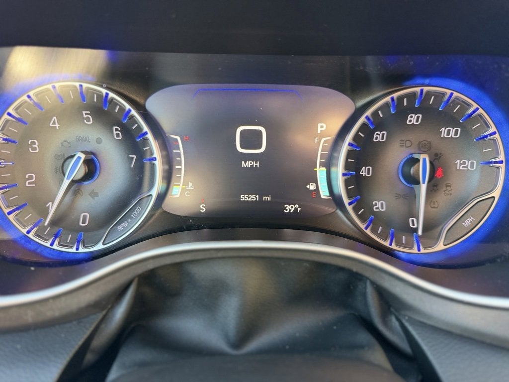 2024 Chrysler Pacifica Touring L