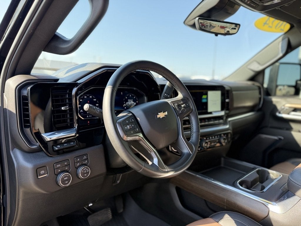 2024 Chevrolet Silverado 3500 HD High Country